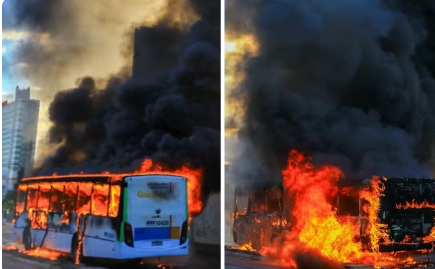 Chamas atingem ônibus no Setor Vila Nova, em Goiânia — Foto Wildes Barbosa O Popular